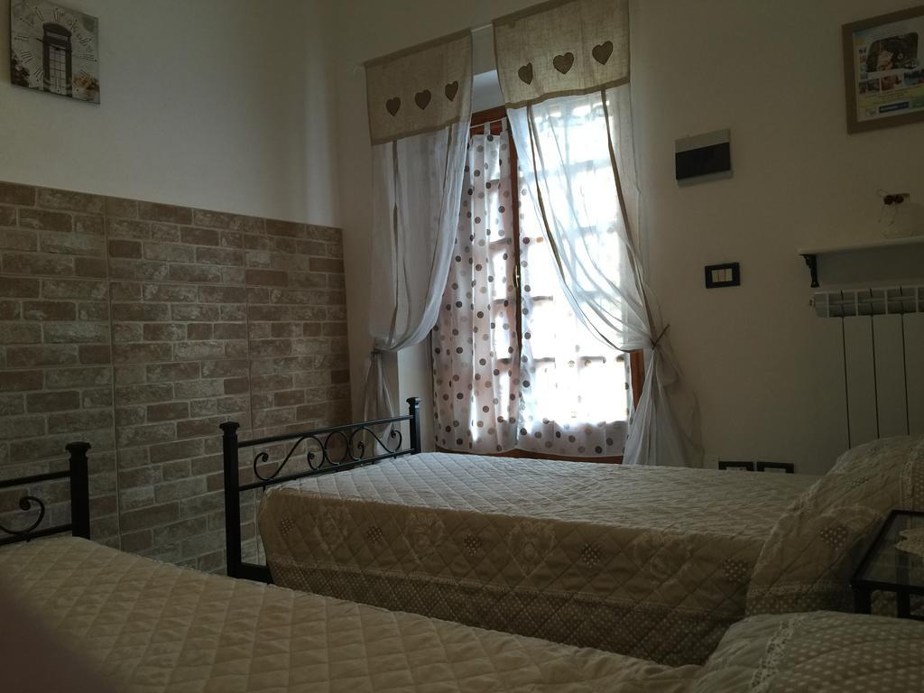 Il Porto Aparthotel Tuoro sul Trasimeno Exterior photo