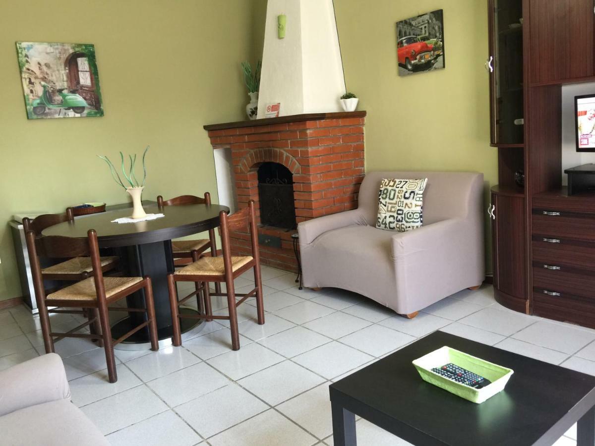 Il Porto Aparthotel Tuoro sul Trasimeno Exterior photo